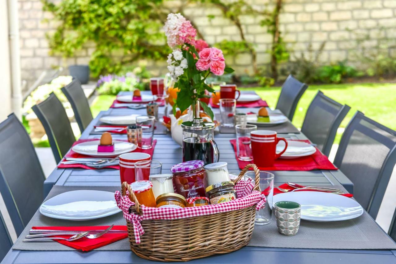 Cottage De La Foret شانتييّي المظهر الخارجي الصورة